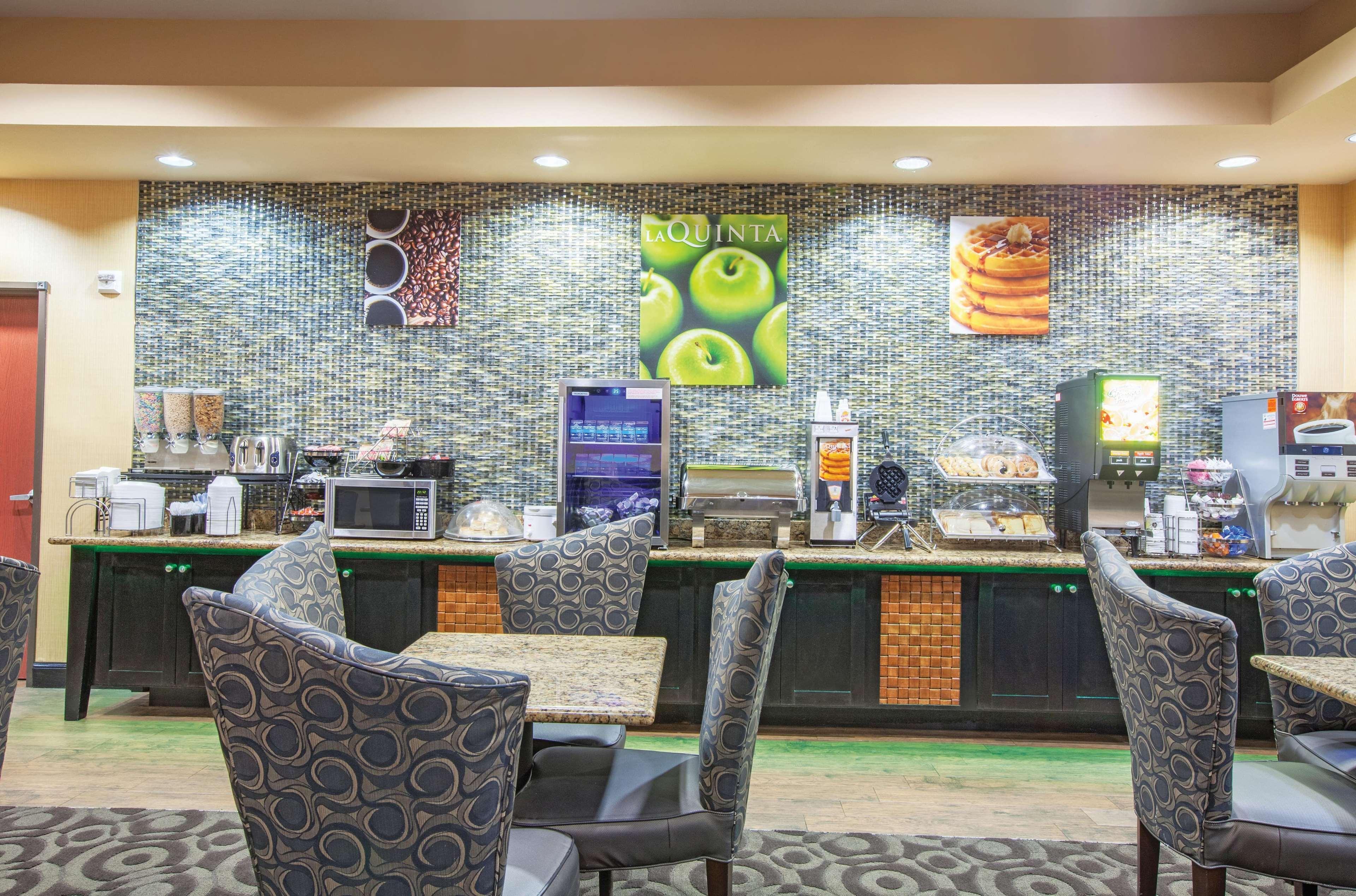 La Quinta By Wyndham Jacksonville, Texas Exterior foto